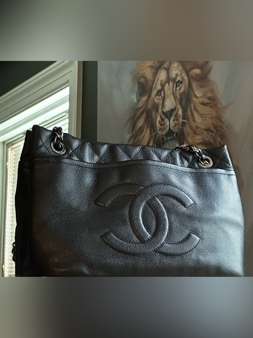 CHANEL Caviar Quilted CC Timeless Soft Tote
Black